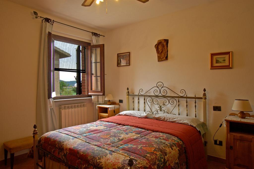 קסטליונה דלה פסקאיה Agriturismo Val Di Nappo חדר תמונה