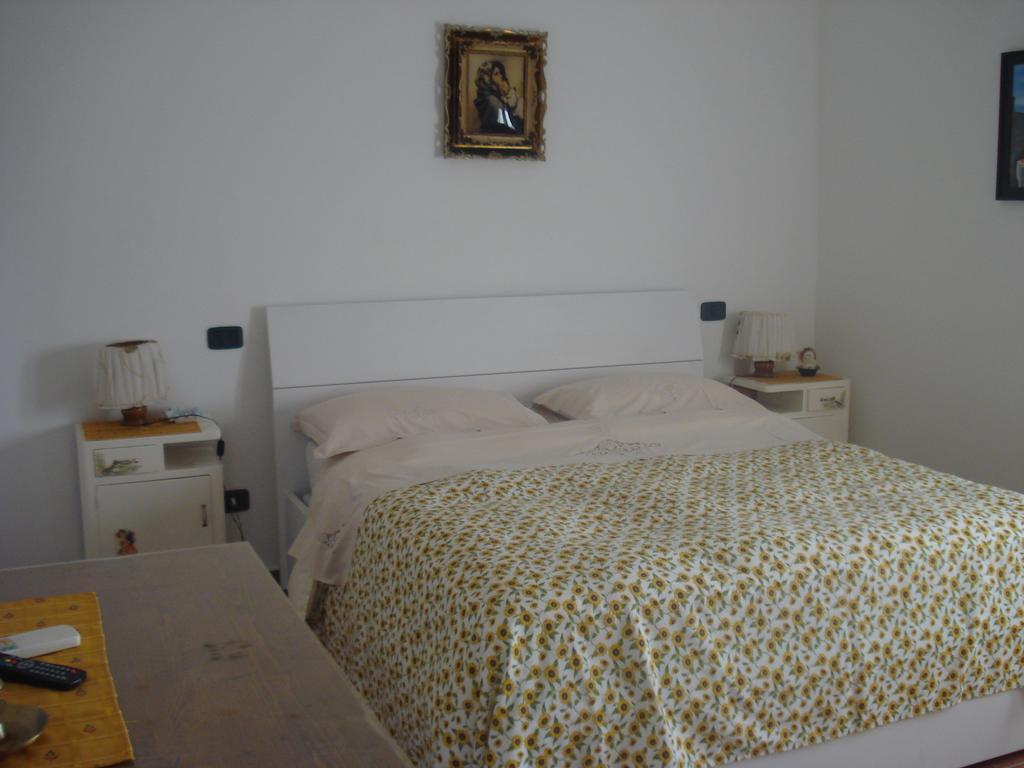 קסטליונה דלה פסקאיה Agriturismo Val Di Nappo חדר תמונה